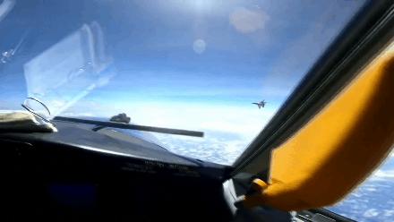 殲16百度百科，深度解析中國新一代多用途戰(zhàn)斗機，深度解析，中國新一代多用途戰(zhàn)斗機殲-16的百科全書介紹