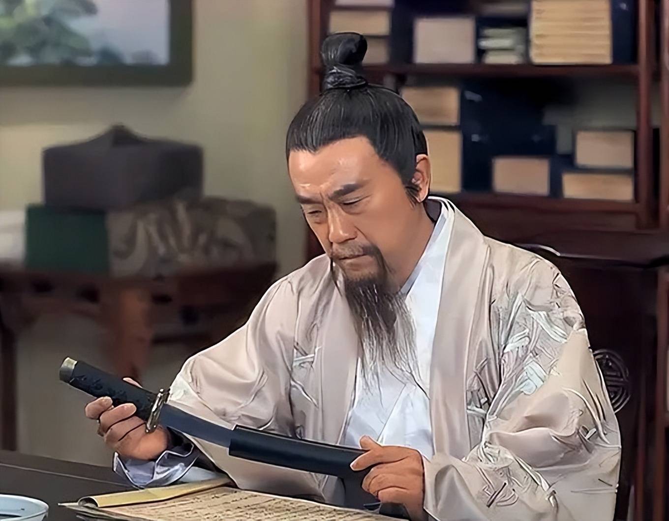 必中劉伯溫打一生肖——揭秘傳奇人物與生肖的奧秘，劉伯溫與生肖之謎，揭秘傳奇人物背后的生肖奧秘