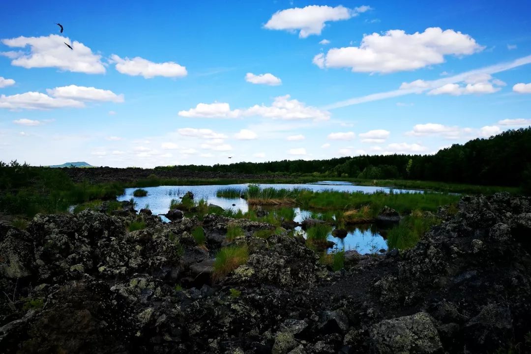 五大連池，自然美景的瑰寶，五大連池，自然美景的瑰寶之地