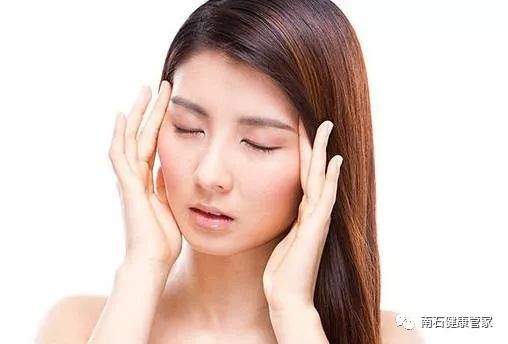 狂躁癥發(fā)作的三大癥狀及應(yīng)對(duì)之策，狂躁癥發(fā)作三大癥狀與應(yīng)對(duì)策略